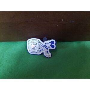 Disney Vacation Club - Mickey With‎ Suitcase /Disney Trading Pin/ Blue White